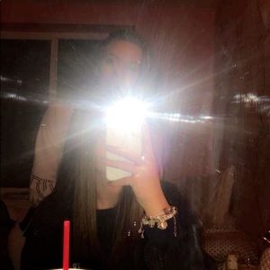 Meet your Posher, Bailey